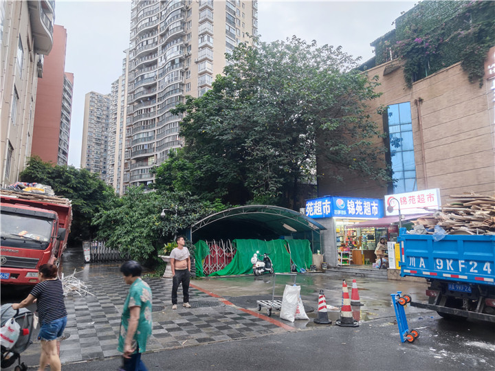 成都二手房舊房拆除錦江錦苑家裝室內裝修拆除